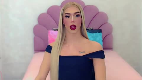 BRIANA online show from 03.06.25