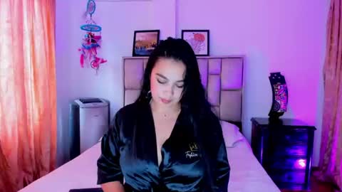 Snapshot of brianaguzman chatting on 08.04.26 online show from 08.04.26