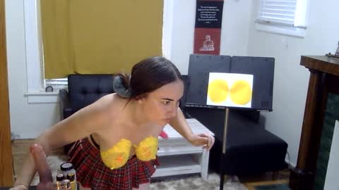 Snapshot of briannabills chatting on 09.30.25 Brianna Bills online show from 09.30.25