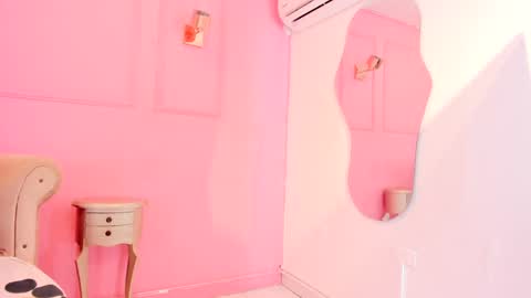 Snapshot of briannaduque chatting on 12.12.24 Brianna online show from 12.12.24