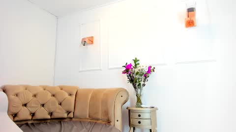 Snapshot of briannaduque chatting on 02.21.25 Brianna online show from 02.21.25