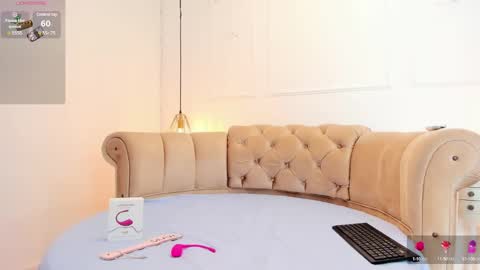 Snapshot of briannaduque chatting on 03.08.25 Brianna online show from 03.08.25