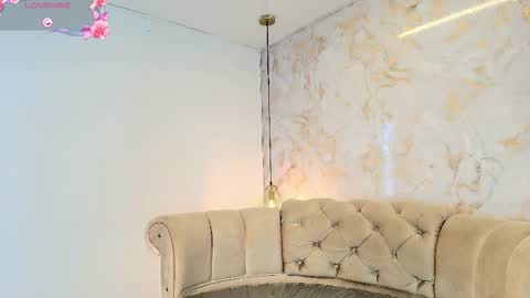 Snapshot of briannaduque chatting on 09.30.25 Brianna online show from 09.30.25