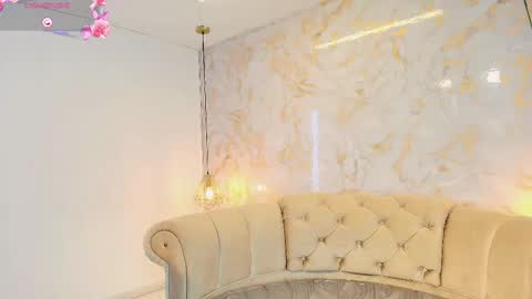 Snapshot of briannaduque chatting on 10.02.25 Brianna online show from 10.02.25