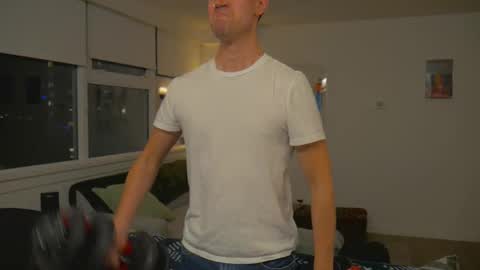 Snapshot of bright_bi chatting on 12.01.25 bright bi online show from 12.01.25