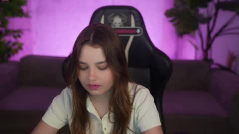 Diamonds Girls online show from 06.04.26