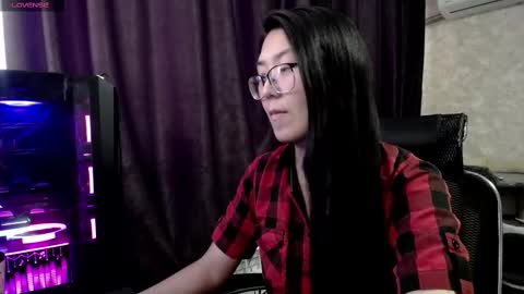 Snapshot of brightssmiles chatting on 02.11.25 Aisha online show from 02.11.25