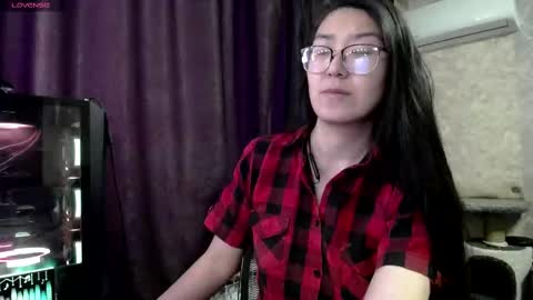 Snapshot of brightssmiles chatting on 02.27.25 Aisha online show from 02.27.25