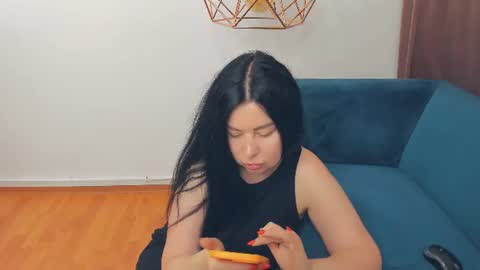 brilliantegirl_ online show from 06.26.26
