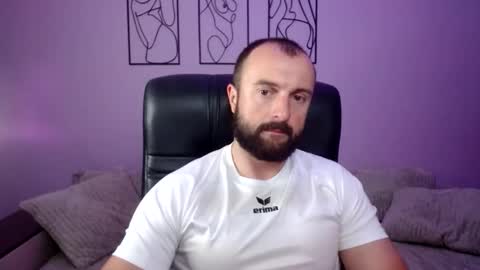 brindlefly69 online show from 06.11.26
