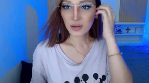 Snapshot of brinnababe_01 chatting on 12.18.24 brinna online show from 12.18.24