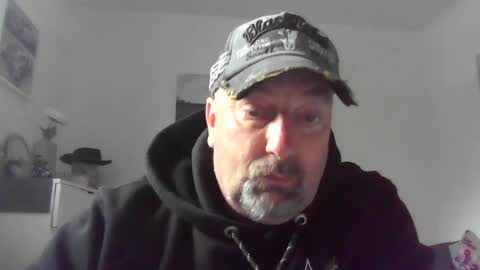 Snapshot of brisco1971 chatting on 06.12.26 Brisco schner Schwanz online show from 06.12.26