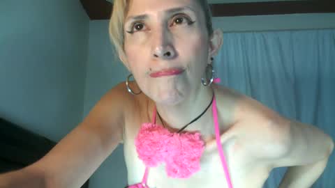 Snapshot of brithany_hunt chatting on 06.13.26 brithany hunt online show from 06.13.26