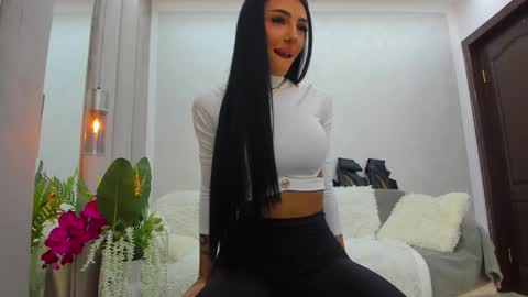 britney_charm online show from 03.22.26