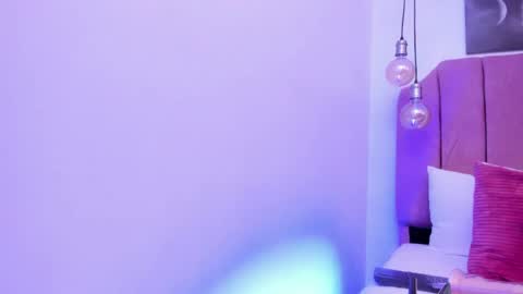 Britney online show from 04.14.26