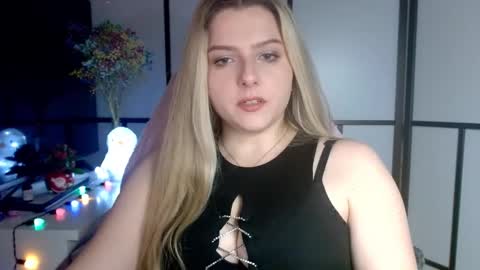 BritneyGlow online show from 12.17.24