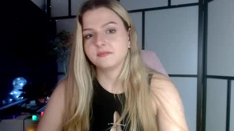 BritneyGlow online show from 12.17.24