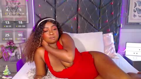 brittany 25 years old  happy as a worm  online show from 12.10.24