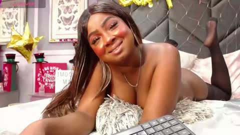 brittany 25 years old  happy as a worm  online show from 12.23.24