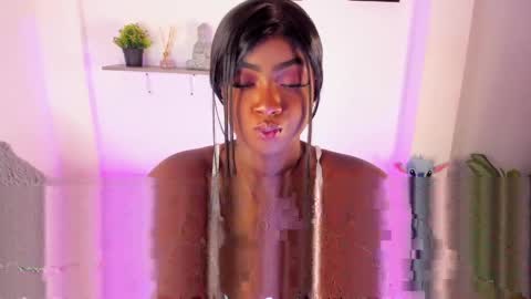 brittany 25 years old  happy as a worm  online show from 04.18.26