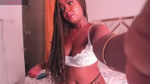 brittany 25 years old  happy as a worm  online show from 06.19.26