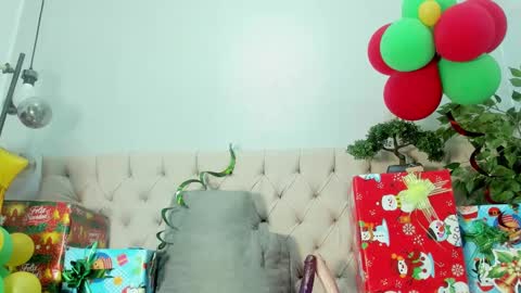 BRIYIT     online show from 12.24.24