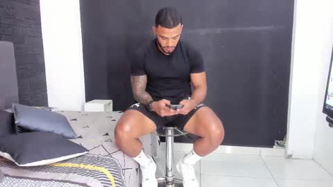 Snapshot of brock_hurn chatting on 09.14.25 brock_hurn online show from 09.14.25