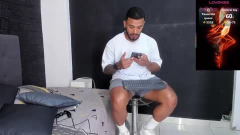 Snapshot of brock_hurn chatting on 09.19.25 brock_hurn online show from 09.19.25