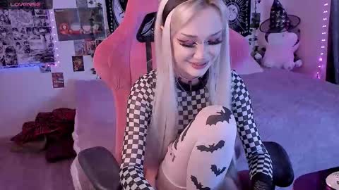 Martha online show from 11.02.25