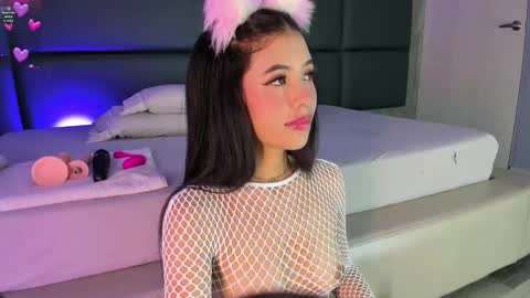 Snapshot of brooke_monroe chatting on 09.16.25 Brooke online show from 09.16.25