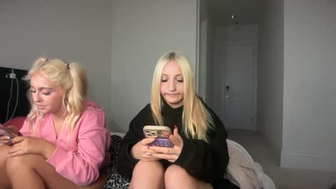 Snapshot of brookepatterson chatting on 11.16.25 brookepatterson online show from 11.16.25