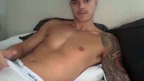 BrooklynTay online show from 02.05.26