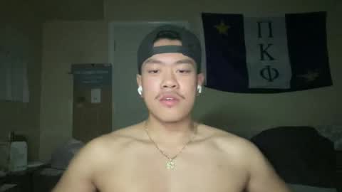 Snapshot of broslidex chatting on 02.19.26 bronoslide online show from 02.19.26