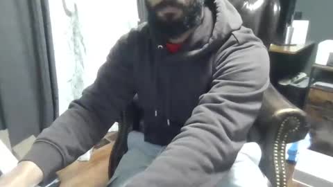 Snapshot of brownbd32 chatting on 10.27.25 brownbd32 online show from 10.27.25