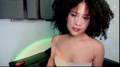 Snapshot of browngirl69 chatting on 01.31.25 miss muller online show from 01.31.25