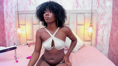 Snapshot of brownie_delicious chatting on 01.06.25 Sara online show from 01.06.25