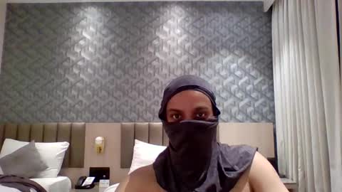 brownmanin40s online show from 06.02.26