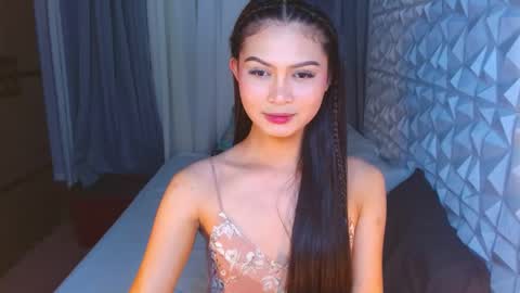 Snapshot of brownsausageroberta chatting on 01.22.25 Roberta  GODDESS OF PLEASURE AND SEXUALDESIRE   online show from 01.22.25