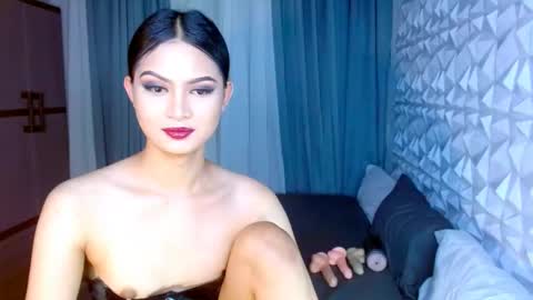 Snapshot of brownsausageroberta chatting on 02.02.25 Roberta  GODDESS OF PLEASURE AND SEXUALDESIRE   online show from 02.02.25