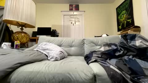 Snapshot of brt37 chatting on 02.20.26 Canadiantryoncouple online show from 02.20.26