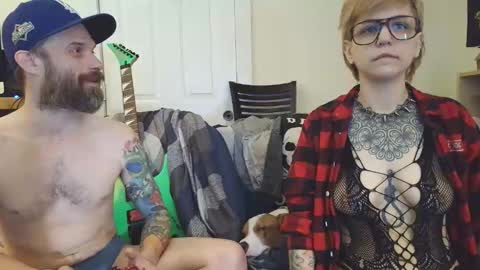 Snapshot of brt37 chatting on 03.05.26 Canadiantryoncouple online show from 03.05.26