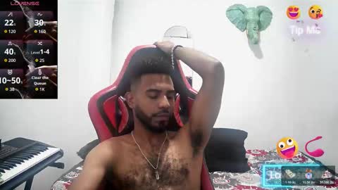 bruce_1111 online show from 11.13.25