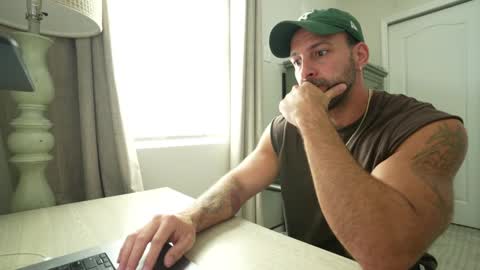 Snapshot of brucestryker chatting on 02.08.26 onlyfans BRUCESTRYKER online show from 02.08.26