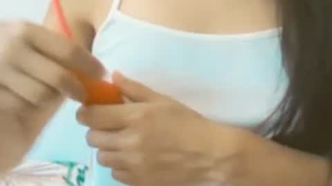 Snapshot of brunela chatting on 05.30.26 brunela online show from 05.30.26