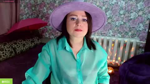 Snapshot of brunette7786 chatting on 06.05.26 Julia online show from 06.05.26