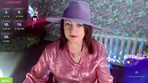 Snapshot of brunette7786 chatting on 07.10.26 Julia online show from 07.10.26