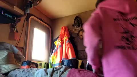 Snapshot of brushsquach chatting on 12.02.24 Steve... aka SkinnieDippin aka TimberTramp online show from 12.02.24