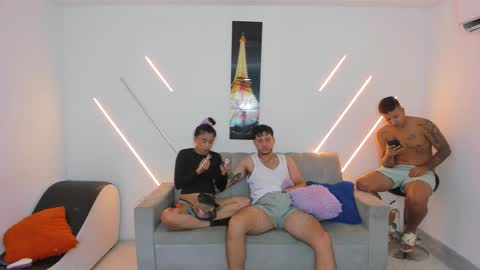 Snapshot of brutal_sex_room2k chatting on 11.30.25 brutal_sex_room2k online show from 11.30.25