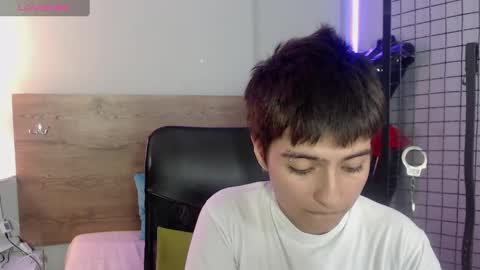 Snapshot of bryce_evans chatting on 12.17.24 B R Y C E online show from 12.17.24