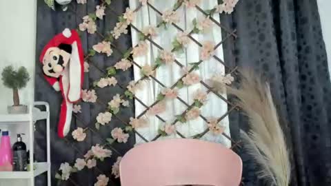 hot online show from 07.28.26